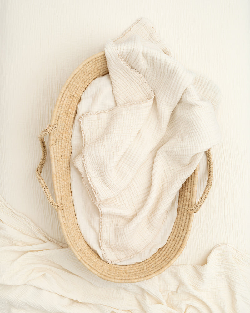 lace baby blanket / undyed