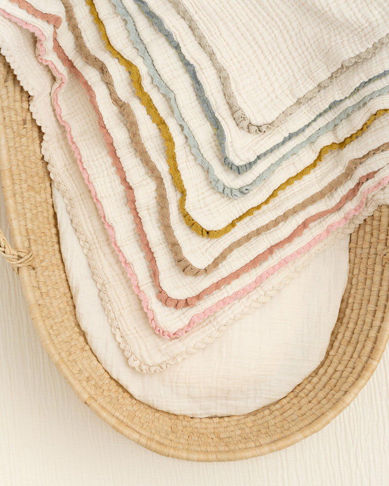 lace baby blanket / undyed