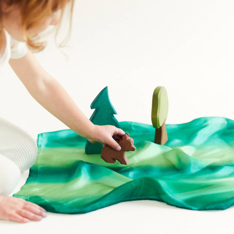 mini earth playsilk / forest