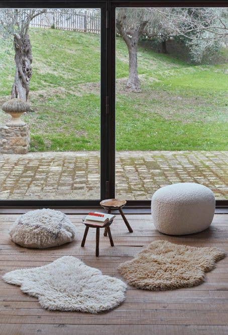 woolable rug / woolly sheep beige
