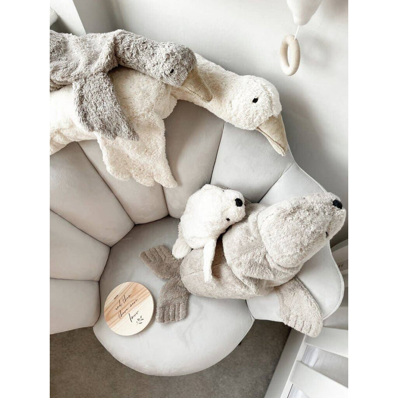 cuddly animal goose small / grey