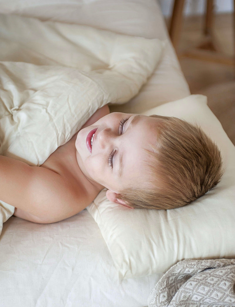 kapok pillow / toddler
