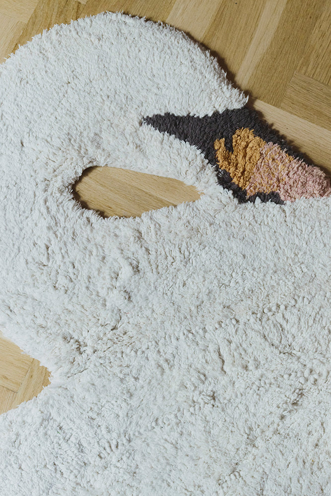 washable animal rug / swan