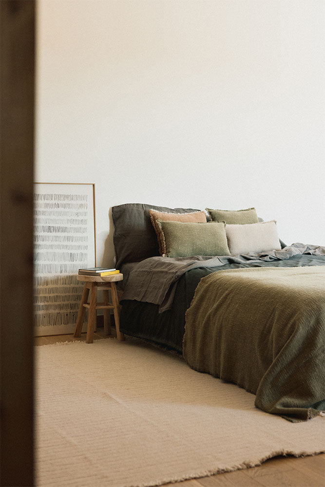 handloom throw / khaki