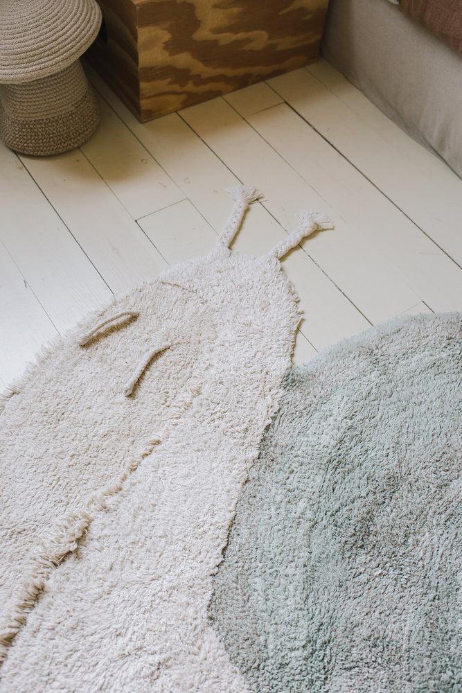 washable animal rug / snail