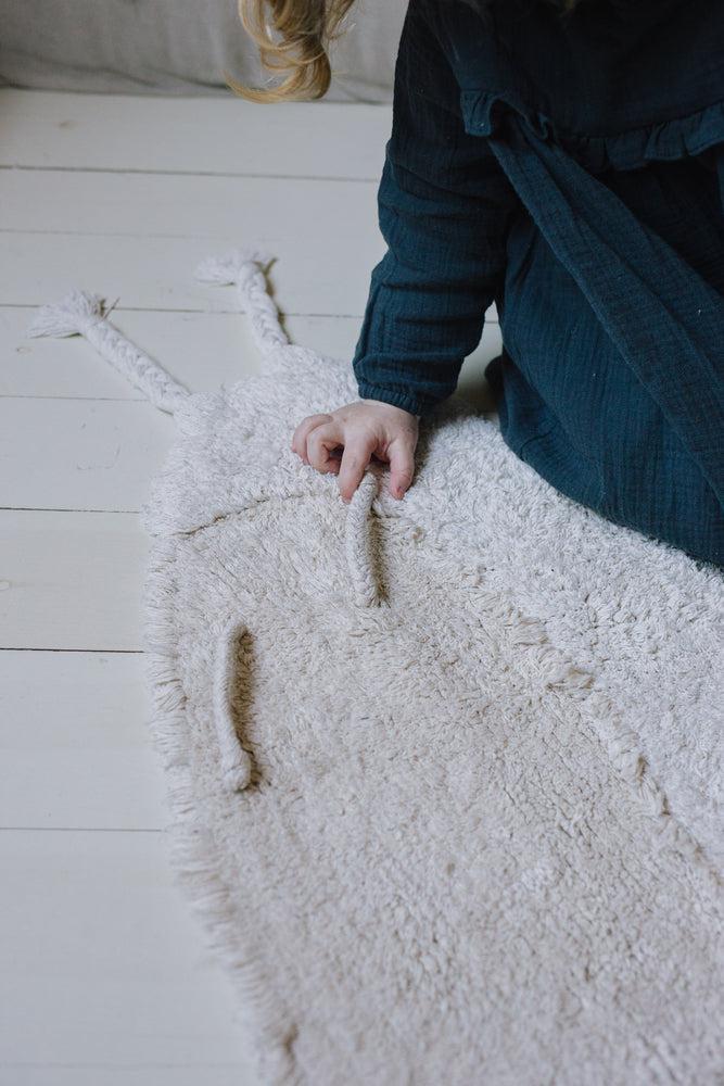 washable animal rug / snail