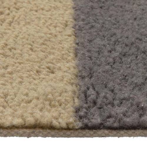 wool rug chroma / dusty pink