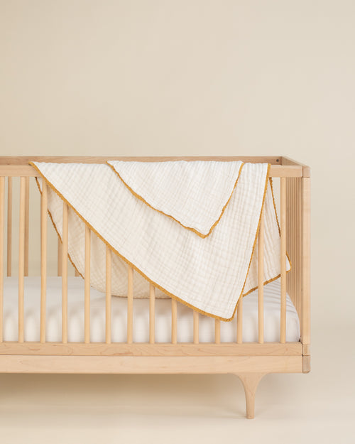 undyed organic cotton gauze lace trimmed baby blankets crib set