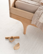 hand-loomed rug / snow